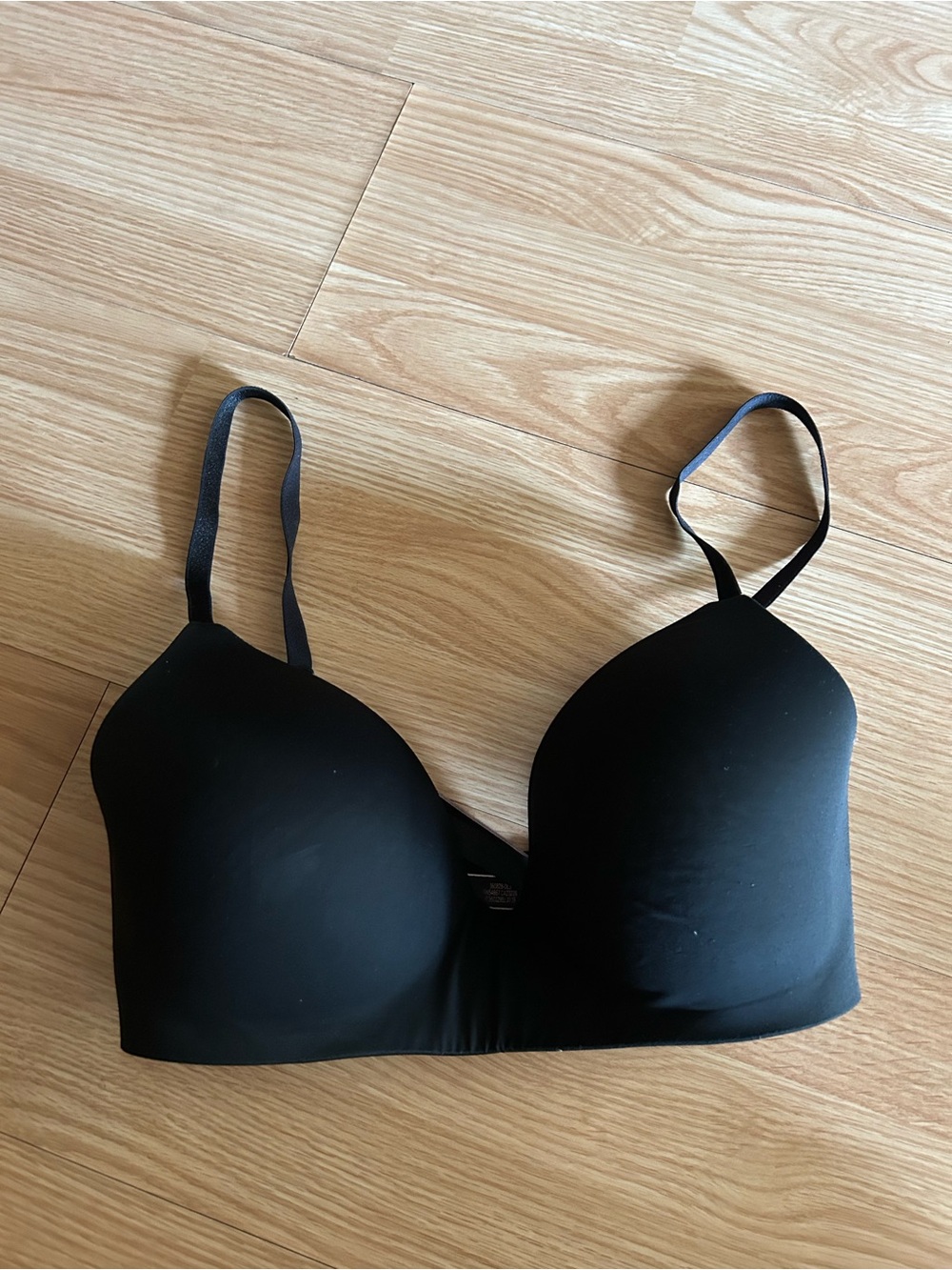 Victoria’s Secret Black T-Shirt Lightly Lined Bra 34DD